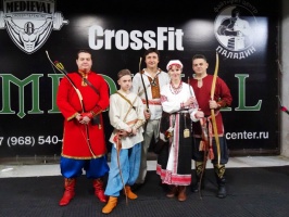 Коломенские лучники успешно выступили на рыцарском фестивале