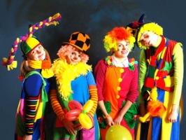 Воспитанники социально-реабилитационного центра подготовили цирковое представление   
