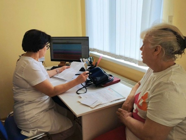 Консультацию кардиолога и эндокринолога получили жители посёлка Заречный