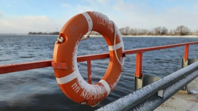 В Белоомуте из-за половодья остановлена работа парома по перевозке транспорта