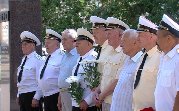 Коломенские ветераны военно-морской авиации каждый год встречаются в праздничный день