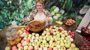 Литературно-фруктовый фестиваль "Антоновские яблоки" пройдет в Коломне 3 сентября
