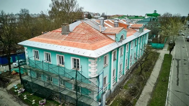 В Коломне приступили к капитальному ремонту дома на улице Комсомольской