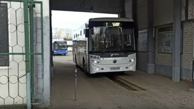 В Озёрах на маршрут № 2 вышли три новых автобуса