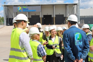 Коломенцы посетили завод по промышленной сортировке отходов в Костроме 