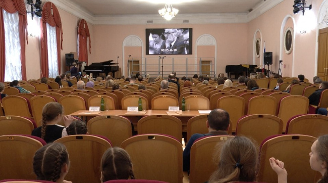 А.В. Свешников и современность