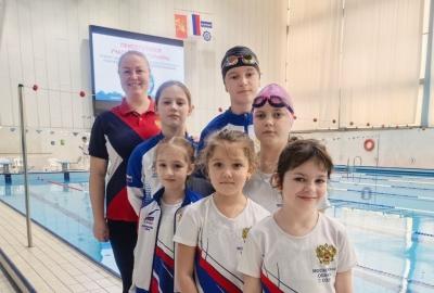 Озерчане приняли участие в турнире по плаванию