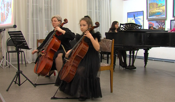 Преподаватели музыкальной школы открывают путь детям в музыкальное творчество
