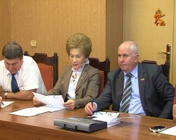 В городской администрации прошло заседание Совета депутатов