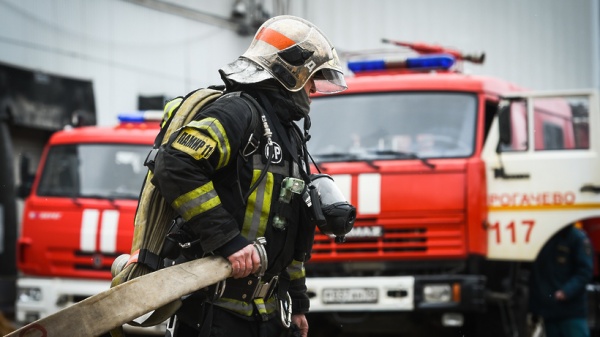 При пожаре в Луховицах погибли два человека