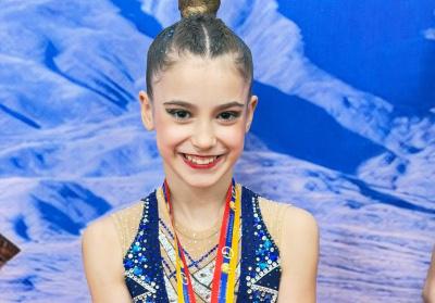 Озерчанки приняли участие в соревнованиях по художественной гимнастике