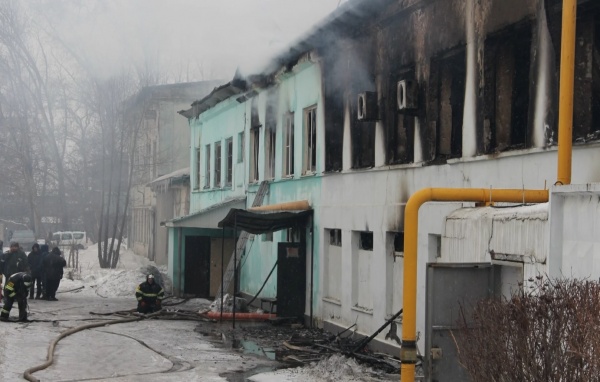 В Коломне на территории бывшего завода тяжёлого станкостроения произошёл крупный пожар 