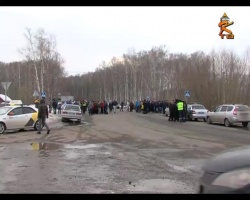 Акция протеста возле полигона ТБО "Воловичи" продолжается до сих пор