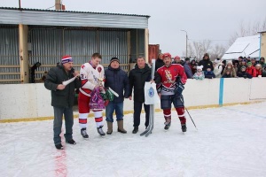 Турнир памяти ветеранов хоккея прошел в Нижнем Хорошово