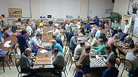 Баталии между сильнейшими игроками в домино, нарды, шашки и шахматы ﻿