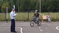 Маленькие велосипедисты соревновались в автогородке Луховиц