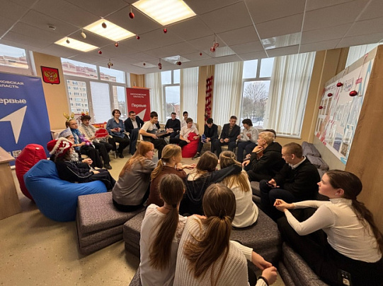 Воскресенские активисты подарили зрителям вечер душевной музыки  