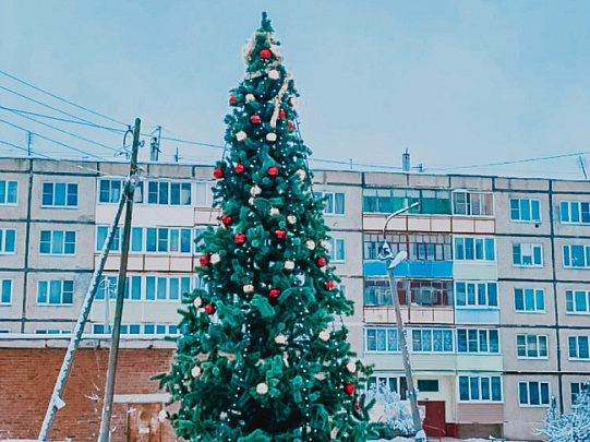 "Ёлка зажигает огни!" в Саввино