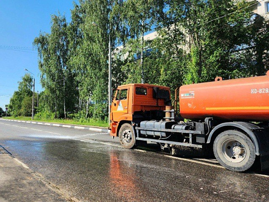 Жара плавит асфальт