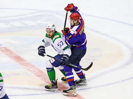"Химик" одержал победу над "Торосом" в напряжённом матче ВХЛ