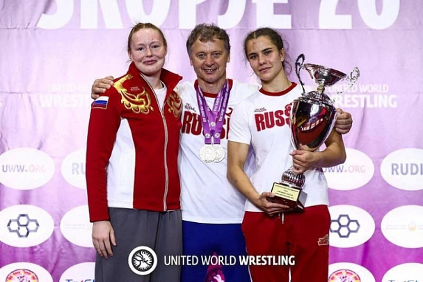 Коломенские студентки выиграли общекомандный зачёт первенства Европы U-20 по спортивной борьбе