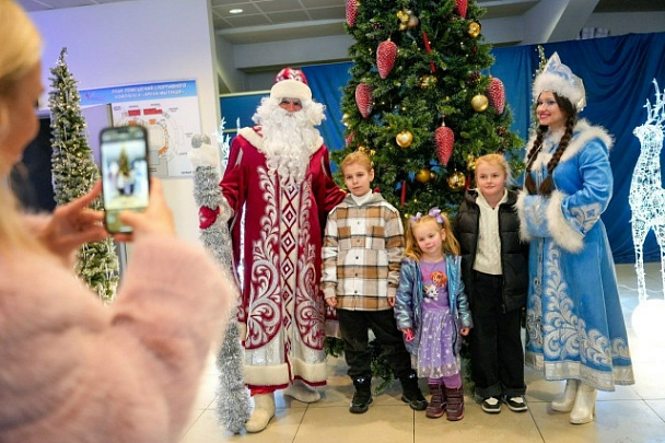 Коломенцы побывали на новогоднем шоу Татьяны Навки "Спящая красавица"