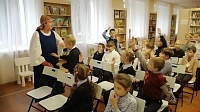 Школьники узнали про чудеса в русской избе