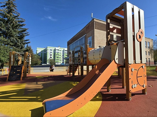 Новую детскую игровую зону "Арифметика" открыли в Щурове