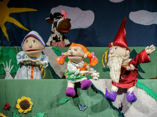 Школьников приглашают в "Мир народных сказок"