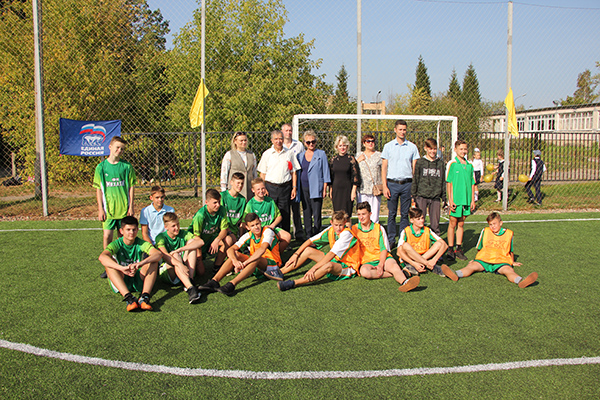 В Егорьевске открыли футбольное поле