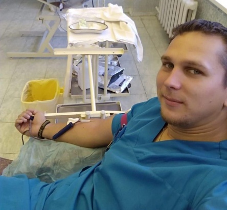Медбрат из Коломны сдал кровь 40 раз и стал почетным донором