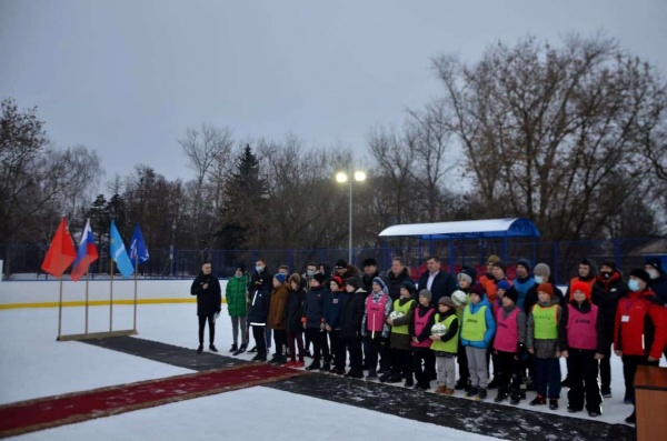 В Непецине открыли новую многофункциональную спортплощадку