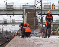 В Голутвине ремонтируют платформу на Москву