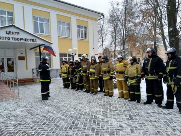 В Зарайске прошли пожарные учения