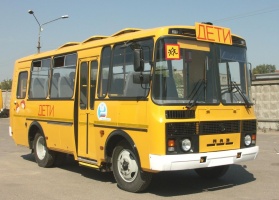 В регионе начались проверки школьных автобусов перед новым учебным годом