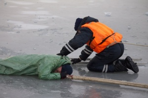 В зимний период на водных объектах усилят меры безопасности