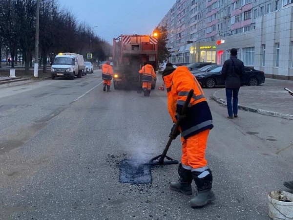 В Коломне стартовал ямочный ремонт дорог