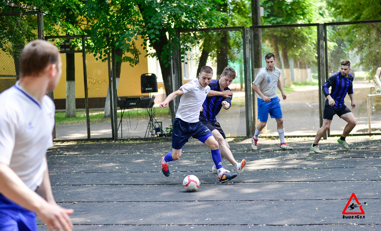 Фото уличного футбола