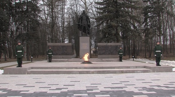 На Аллее Славы в Луховицах прошёл митинг