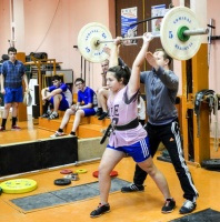 СДЮСШОР "Авангард" подвела итоги первенства по тяжелой атлетике среди юношей и девушек