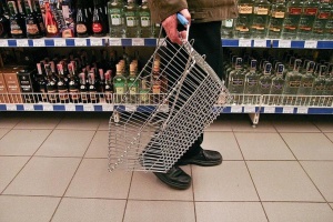 В Подмосковье не будут ограничивать продажу алкоголя в День ВДВ
