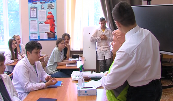 Проект коломенской гимназии №9 "Медицинская школа" набирает обороты