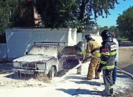 В Зарайске горел автомобиль