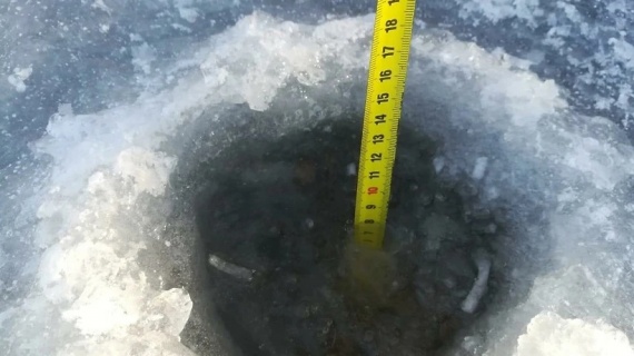 Спасатели предупреждают: на лёд нельзя!