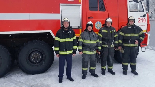 Пять человек спасли воскресенские огнеборцы