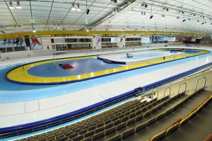 Конькобежный центр потратит более 8 млн. рублей на уборку помещений