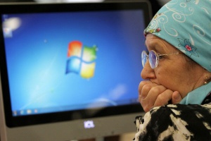 Пожилые жители Подмосковья могут принять участие в конкурсе компьютерной грамотности