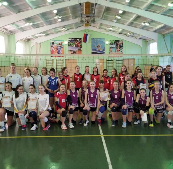 Волейболистки посвятили игру Международному женскому дню