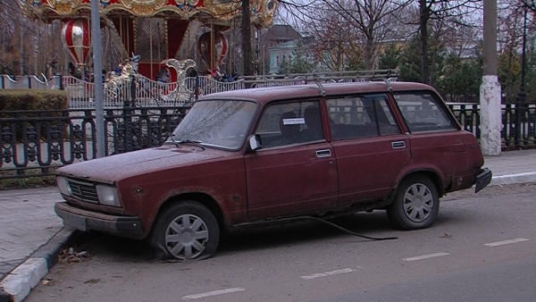 Брошенных автомобилей прибавилось