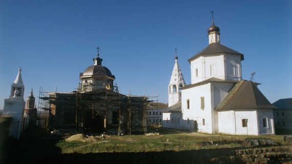 В этом году завершится реставрация корпуса Бобренева монастыря